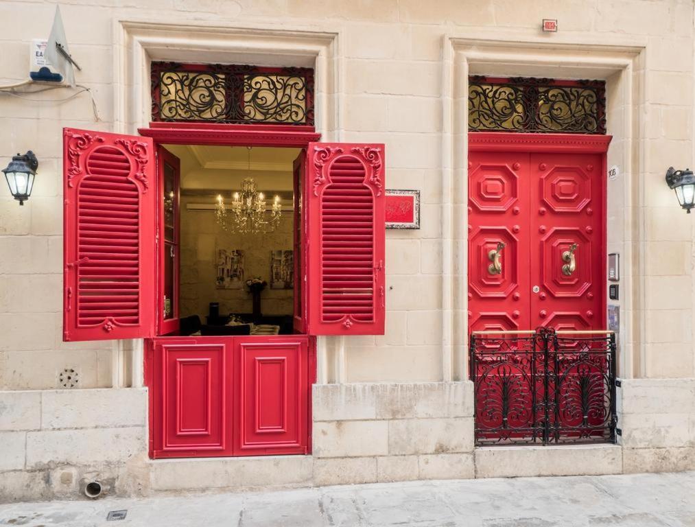 Julesy'S Bnb Hotel Cospicua Exterior photo